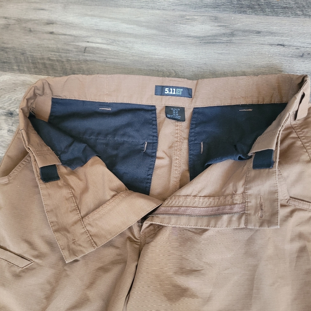 5.11 Tactical Chino Pants 34x32 Khaki Brown Light Military Straight Flat Front - Picture 5 of 9
